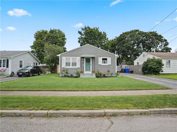 41 Martha RD, East Providence, RI 02916