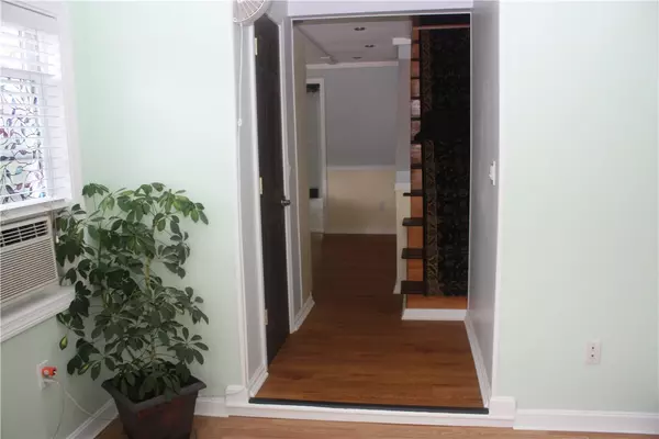 Charlestown, RI 02813,736 Alton Carolina RD