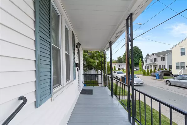 Cranston, RI 02920,92 Cleveland AVE