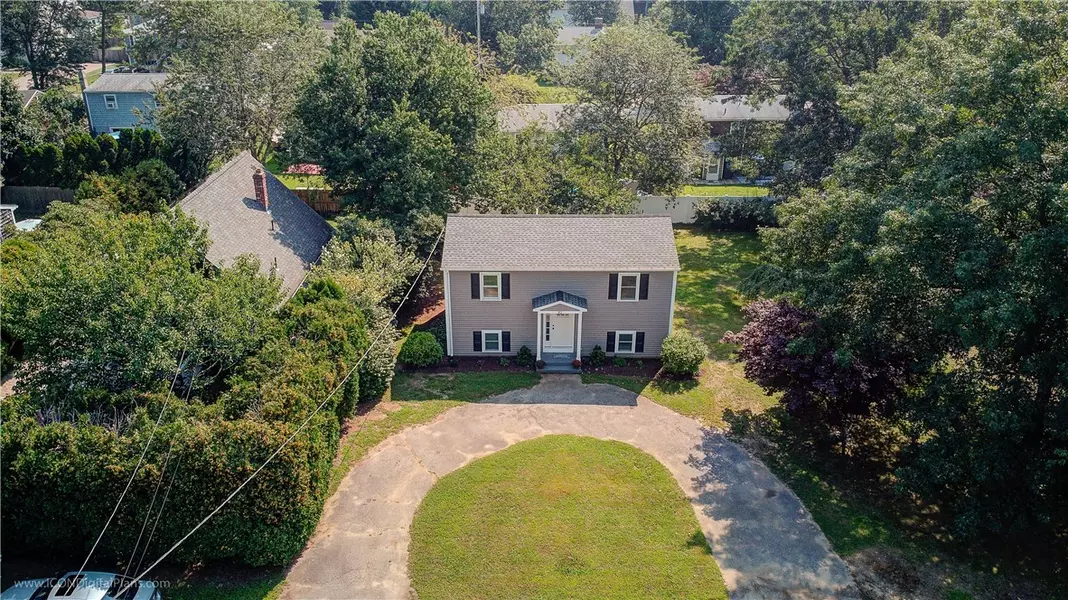 83 Balsam RD, South Kingstown, RI 02879