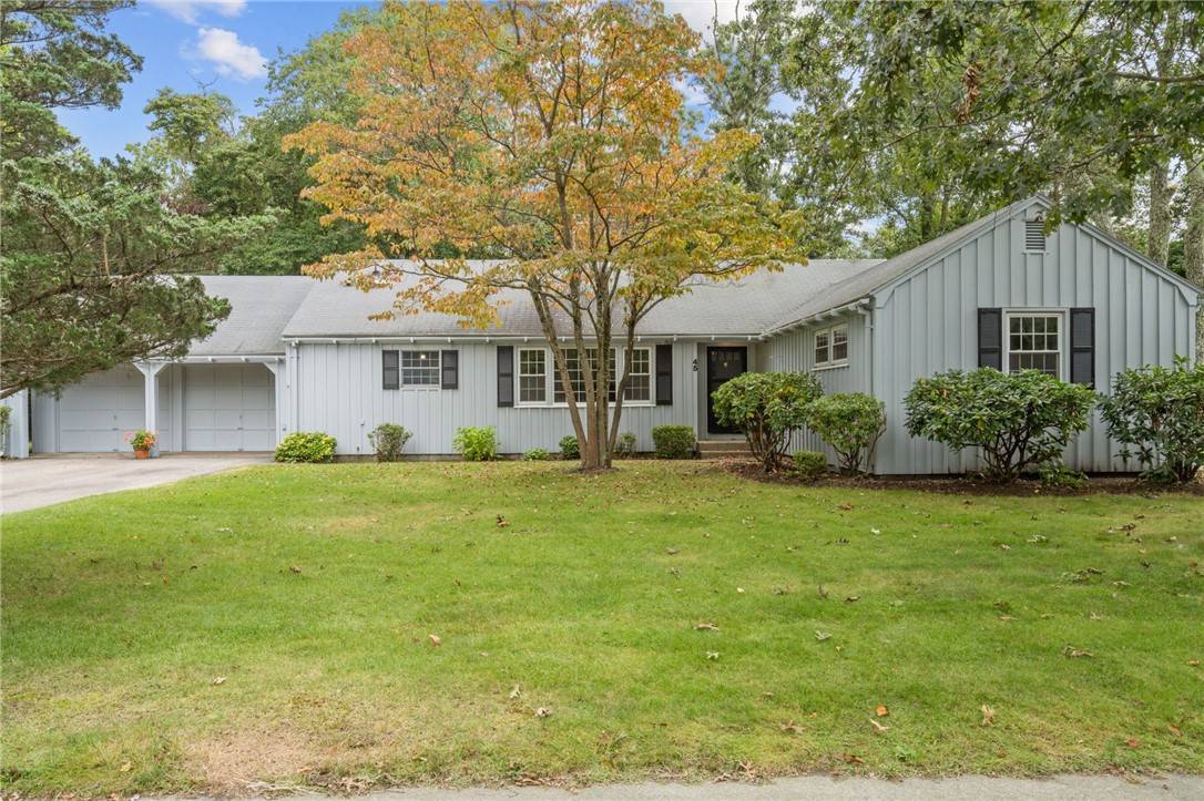 45 Glendale CIR, North Kingstown, RI 02852