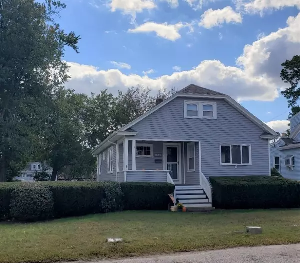 196 Harrison AVE, Warwick, RI 02888