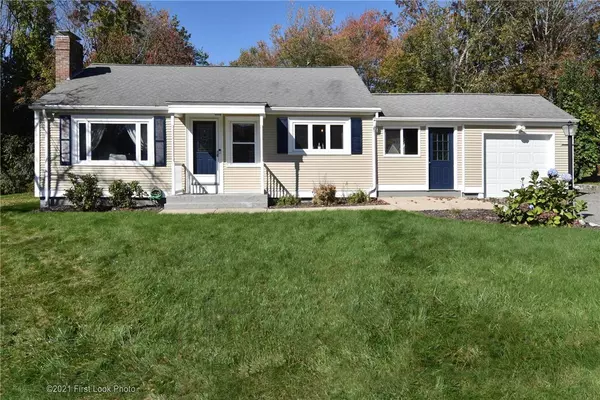 41 heroux BLVD, Cumberland, RI 02864