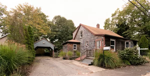 Warren, RI 02885,5 Barker AVE