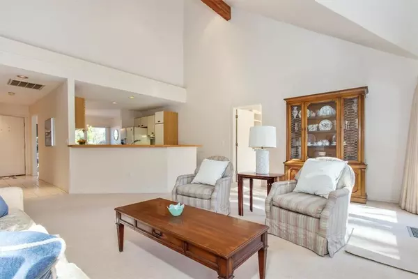 Warren, RI 02885,34 Bagy Wrinkle CV