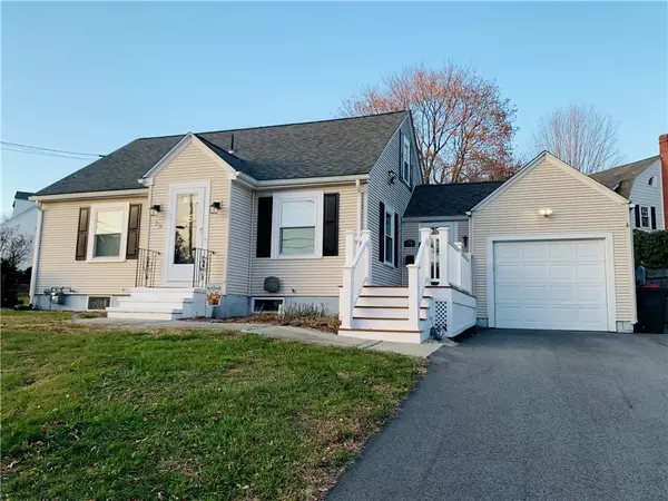 North Smithfield, RI 02896,25 Cherrybrook AVE