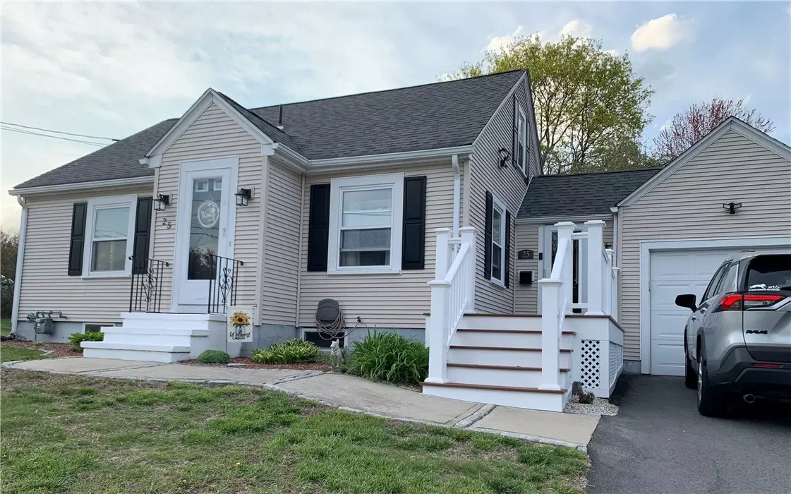 North Smithfield, RI 02896,25 Cherrybrook AVE