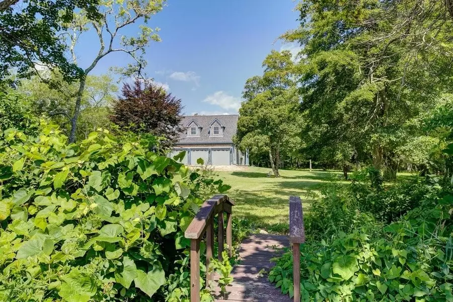 21 John Sisson RD, Little Compton, RI 02837