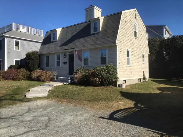 Newport, RI 02840,8 Boss CT