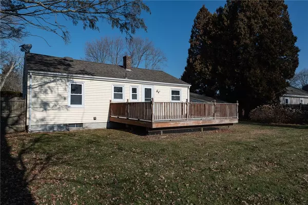 Warren, RI 02885,11 Overhill RD