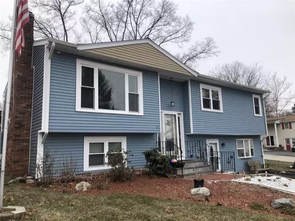 30 Buchanan ST, Johnston, RI 02919