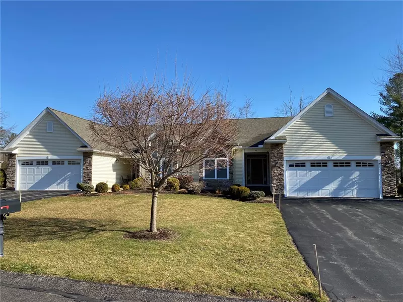 77 Whispering Pine WAY, Exeter, RI 02822