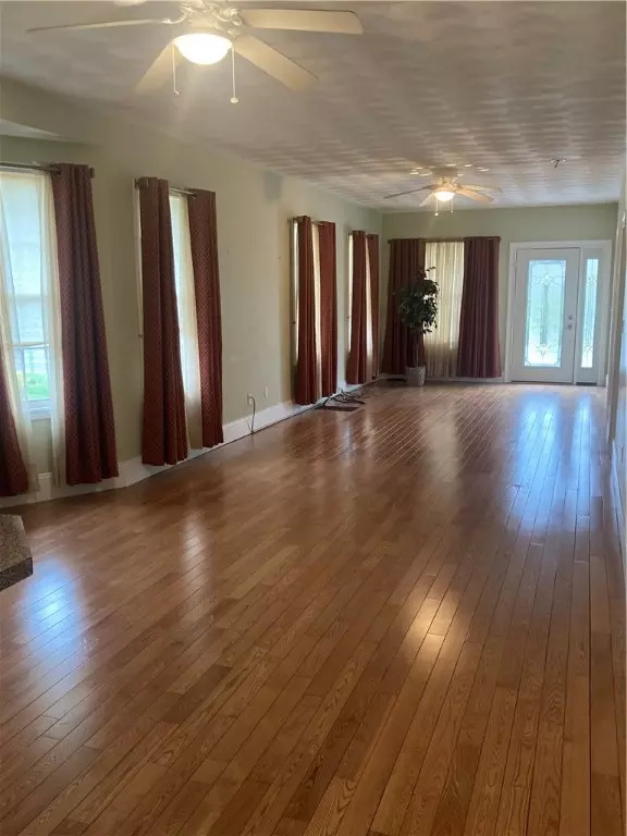Cranston, RI 02905,1110 Narragansett BLVD