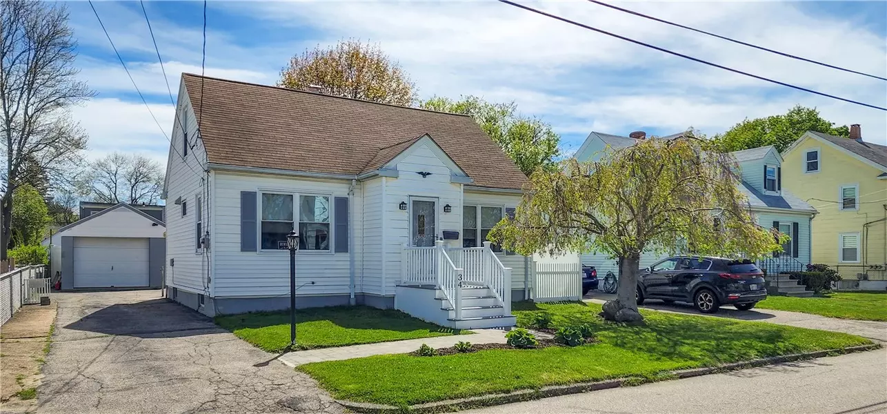 34 Rosemere RD, Pawtucket, RI 02861