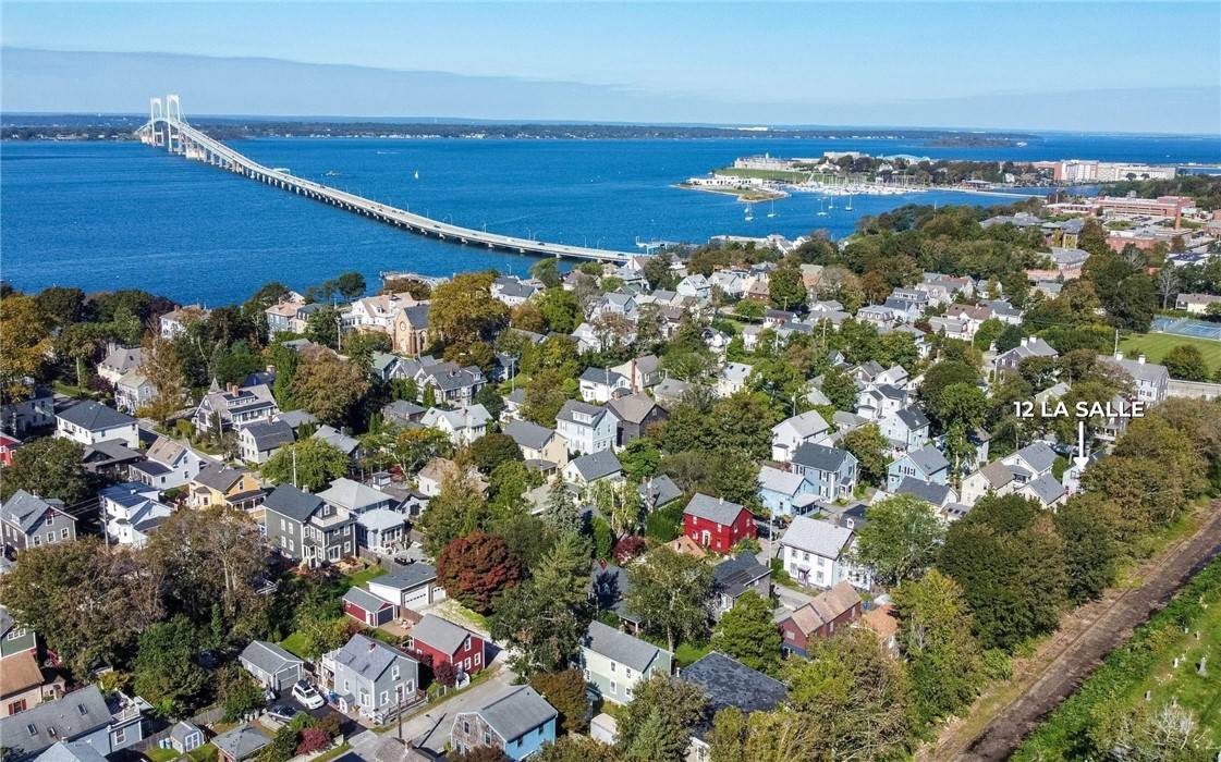 Newport, RI 02840,12 Lasalle PL