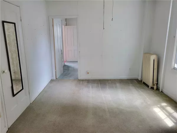 Warwick, RI 02888,101 Spruce ST