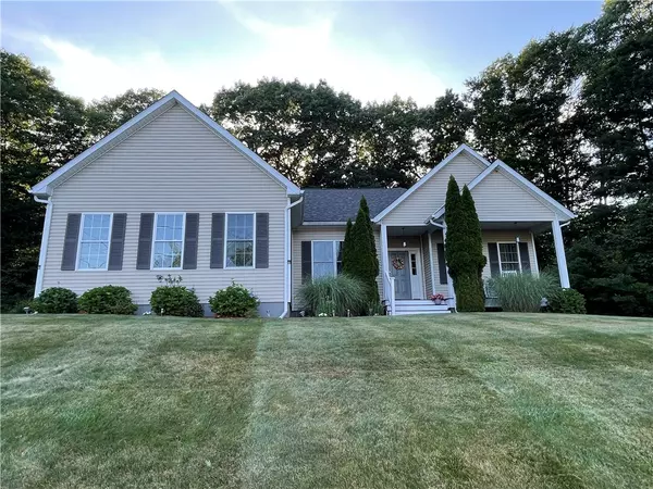 72 Bourque RD, Cumberland, RI 02864