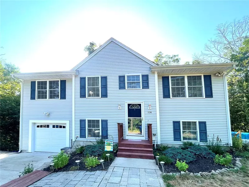 114 Canonchet RD, Hopkinton, RI 02832