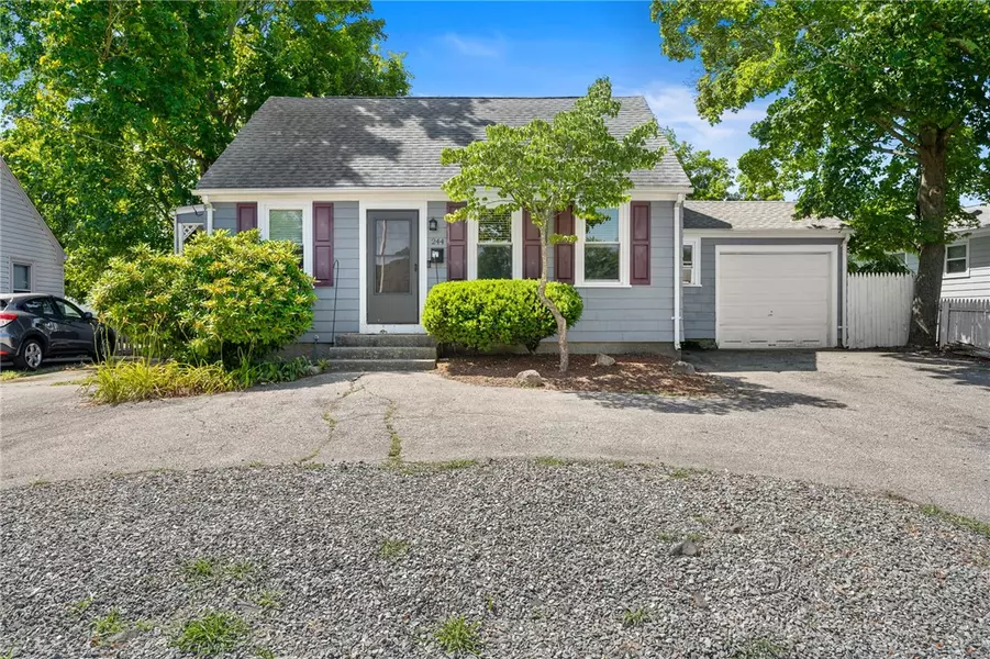 244 3rd AVE, Warwick, RI 02888