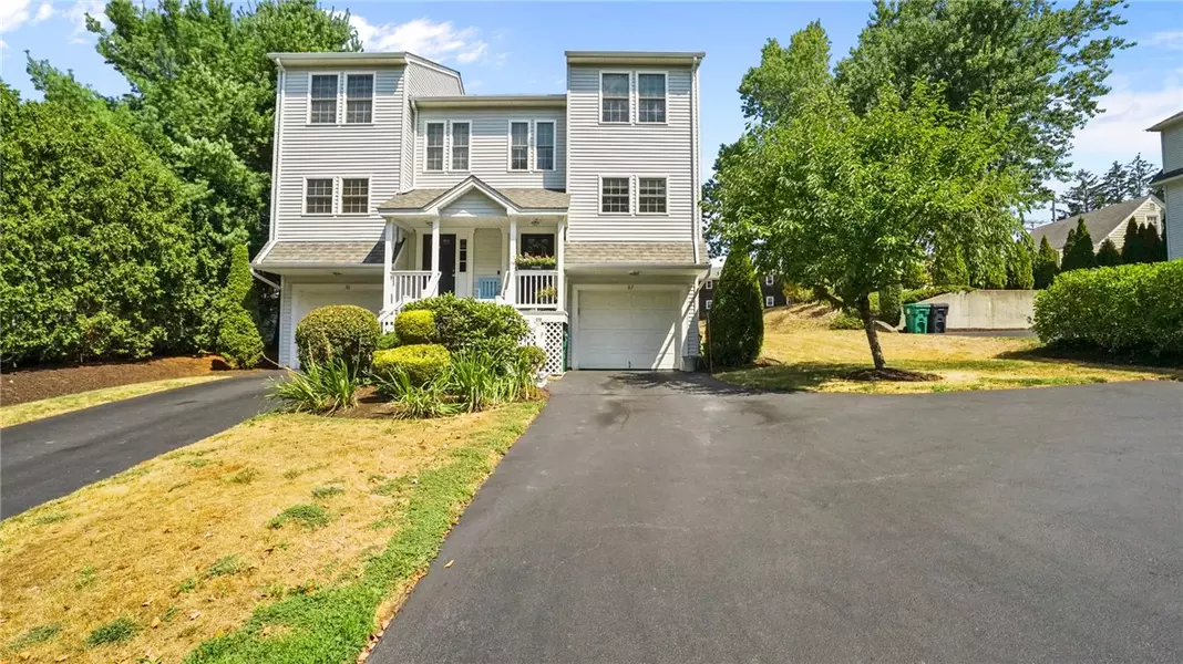 881 Greenwich AVE #G37, Warwick, RI 02886