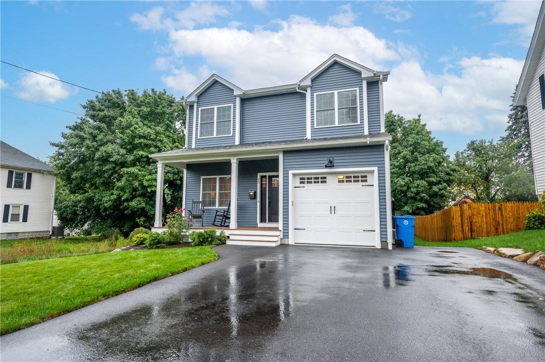 Cumberland, RI 02864,43 E Earle ST