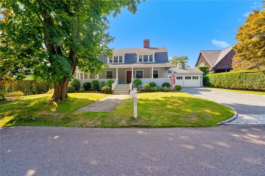 33 Standish RD, Jamestown, RI 02835