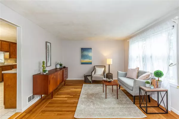 Cranston, RI 02920,103 Wellspring DR