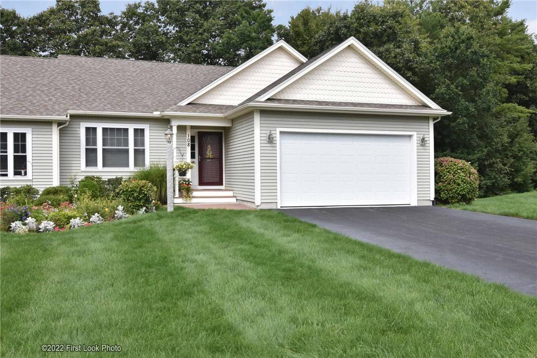 Glocester, RI 02814,108 Country Meadow LN