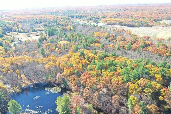 450 Log RD, Smithfield, RI 02828