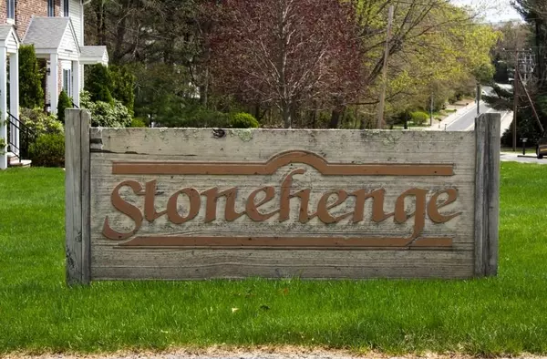 12 Stonehenge DR #221N, Smithfield, RI 02828