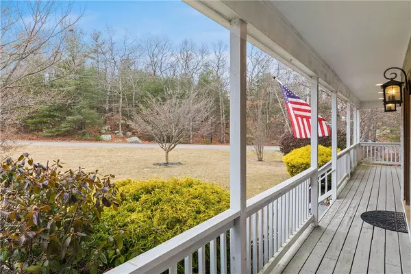 West Greenwich, RI 02817,5 Stratford CT