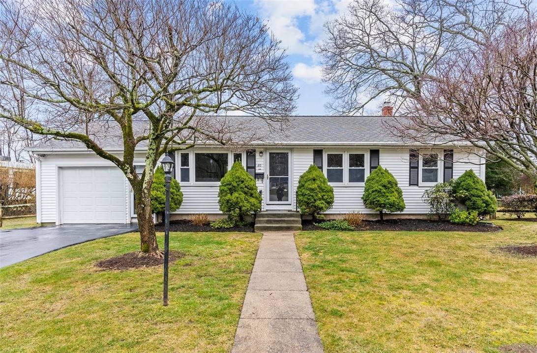 86 Cora ST, East Greenwich, RI 02818