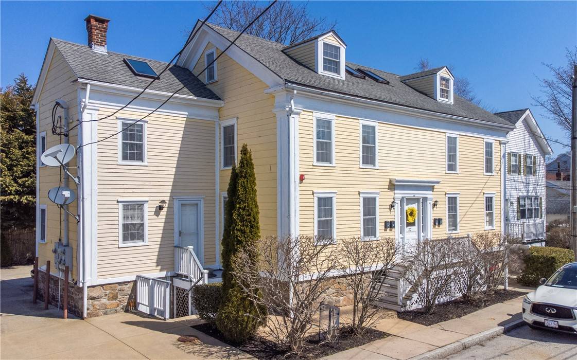 22 Stockholm ST #4, Newport, RI 02840