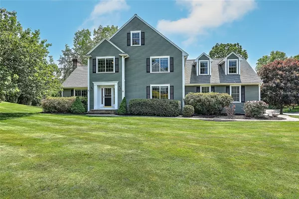 8 Britts RDG, Cumberland, RI 02864