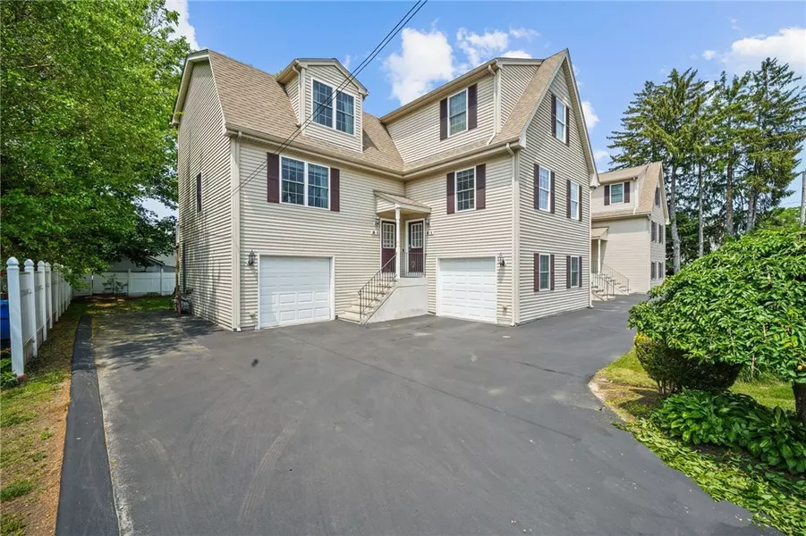 74 Ash ST #1, Lincoln, RI 02865