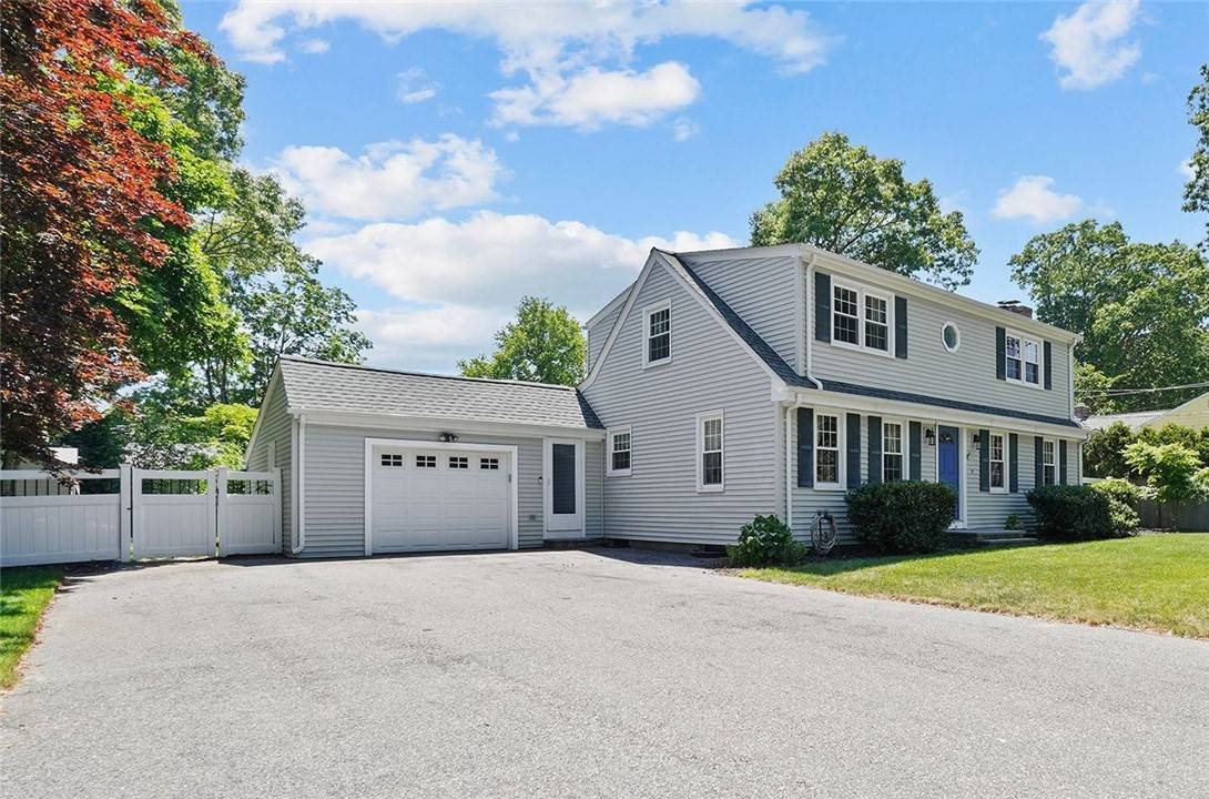 Barrington, RI 02806,11 BULLOCK AVE