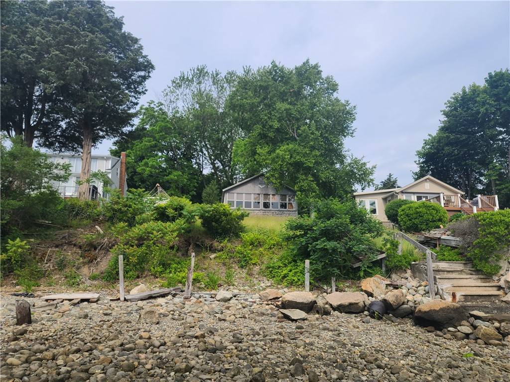 61 Narragansett BLVD, Portsmouth, RI 02871