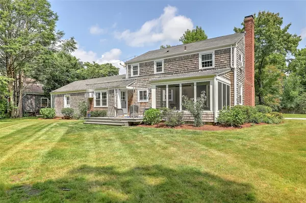 Barrington, RI 02806,12 Pine AVE