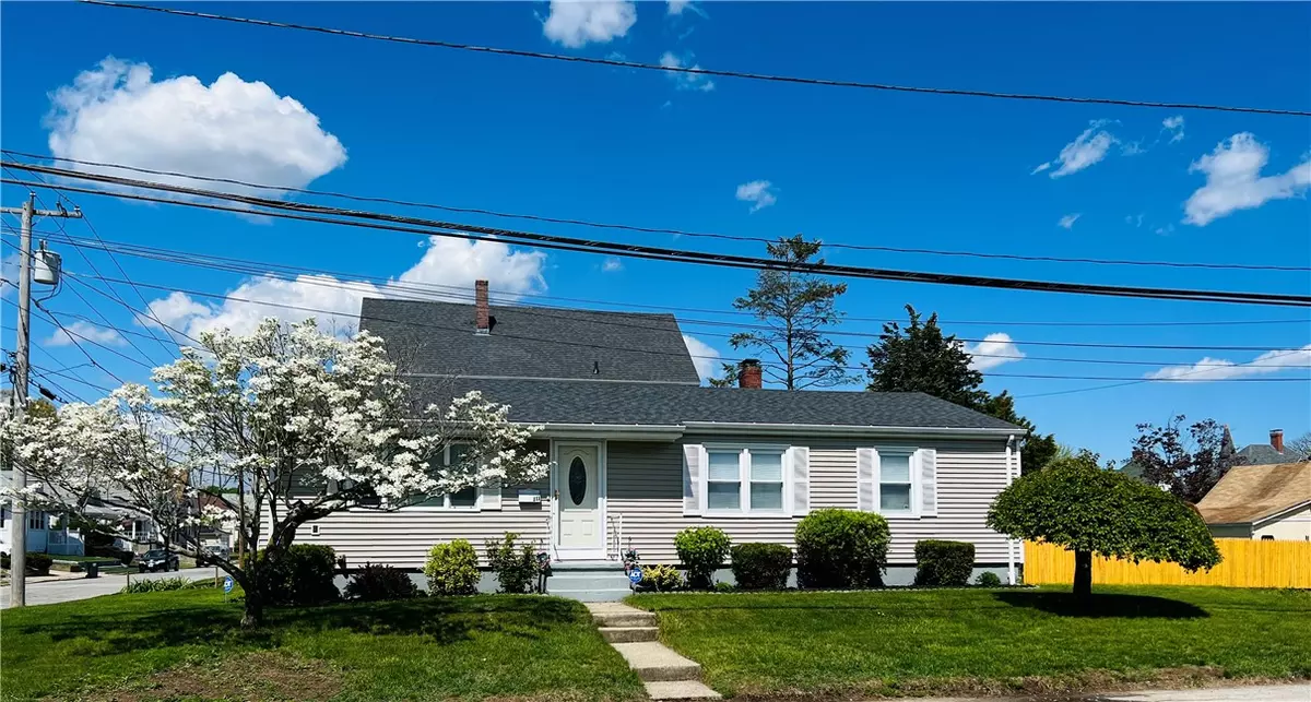 Cranston, RI 02910,111 Clarence ST