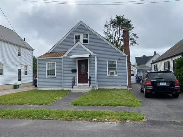 41 Leslie ST, Cranston, RI 02910