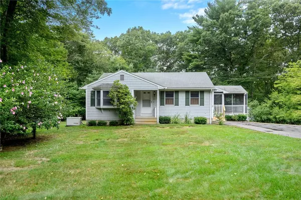 41 Dolly Pond RD, Exeter, RI 02822