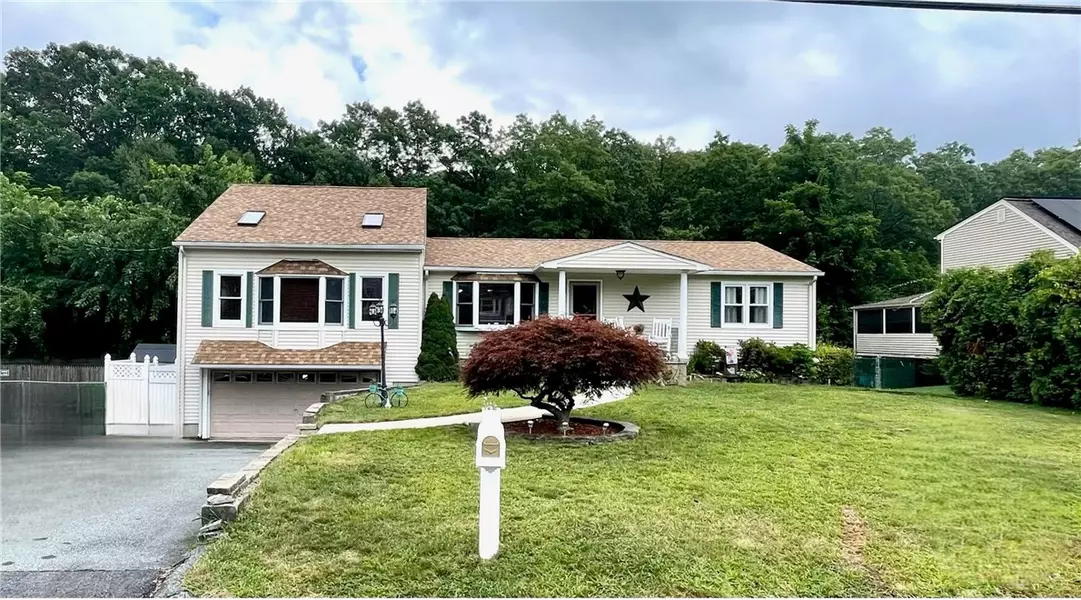 68 Jambray AVE, Warwick, RI 02886