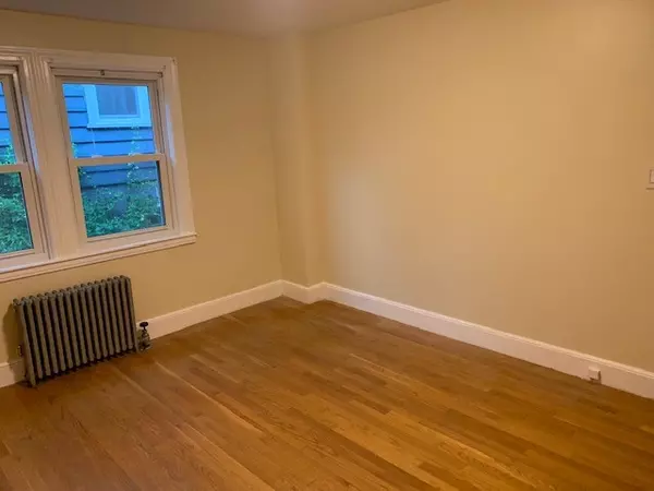 North Providence, RI 02911,15 Lookout AVE