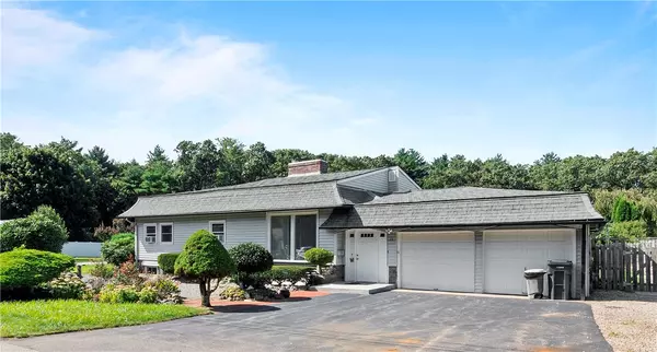 65 Hunts River DR, North Kingstown, RI 02852