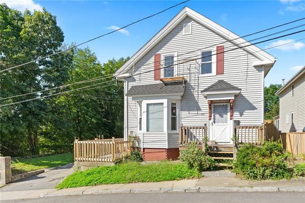 32 Edward ST, Providence, RI 02904