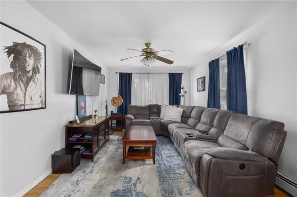 Lincoln, RI 02865,11 Sutcliffe AVE