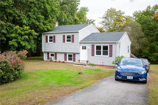 Westerly, RI 02808,26 Shetland DR