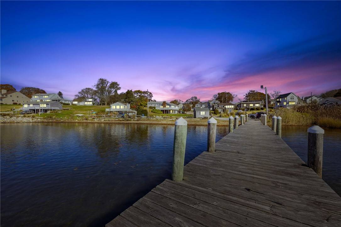 Narragansett, RI 02882,64 Beach Plum RD