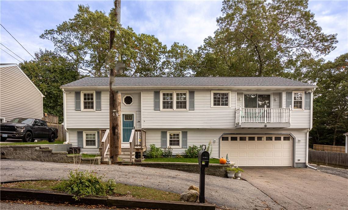 Coventry, RI 02816,34 Mohawk ST