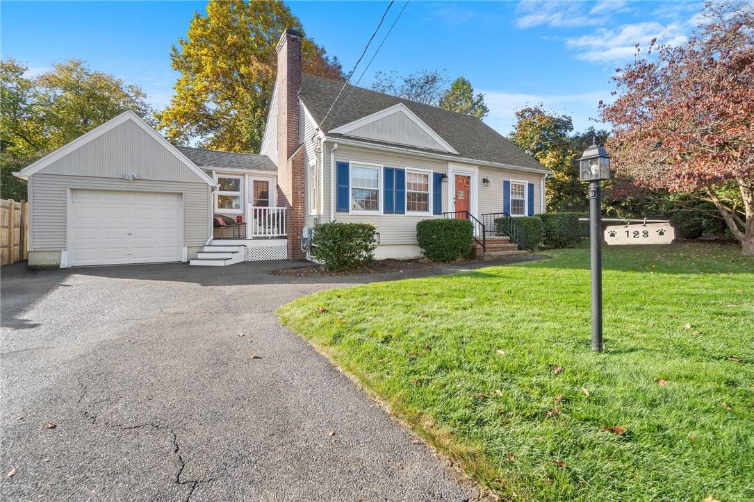 Warwick, RI 02889,123 Harmony CT